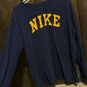 Thrifted Nike long sleeve